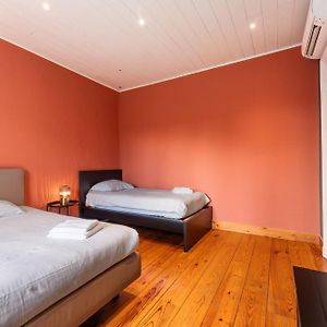 Kamer met een King Size Bed